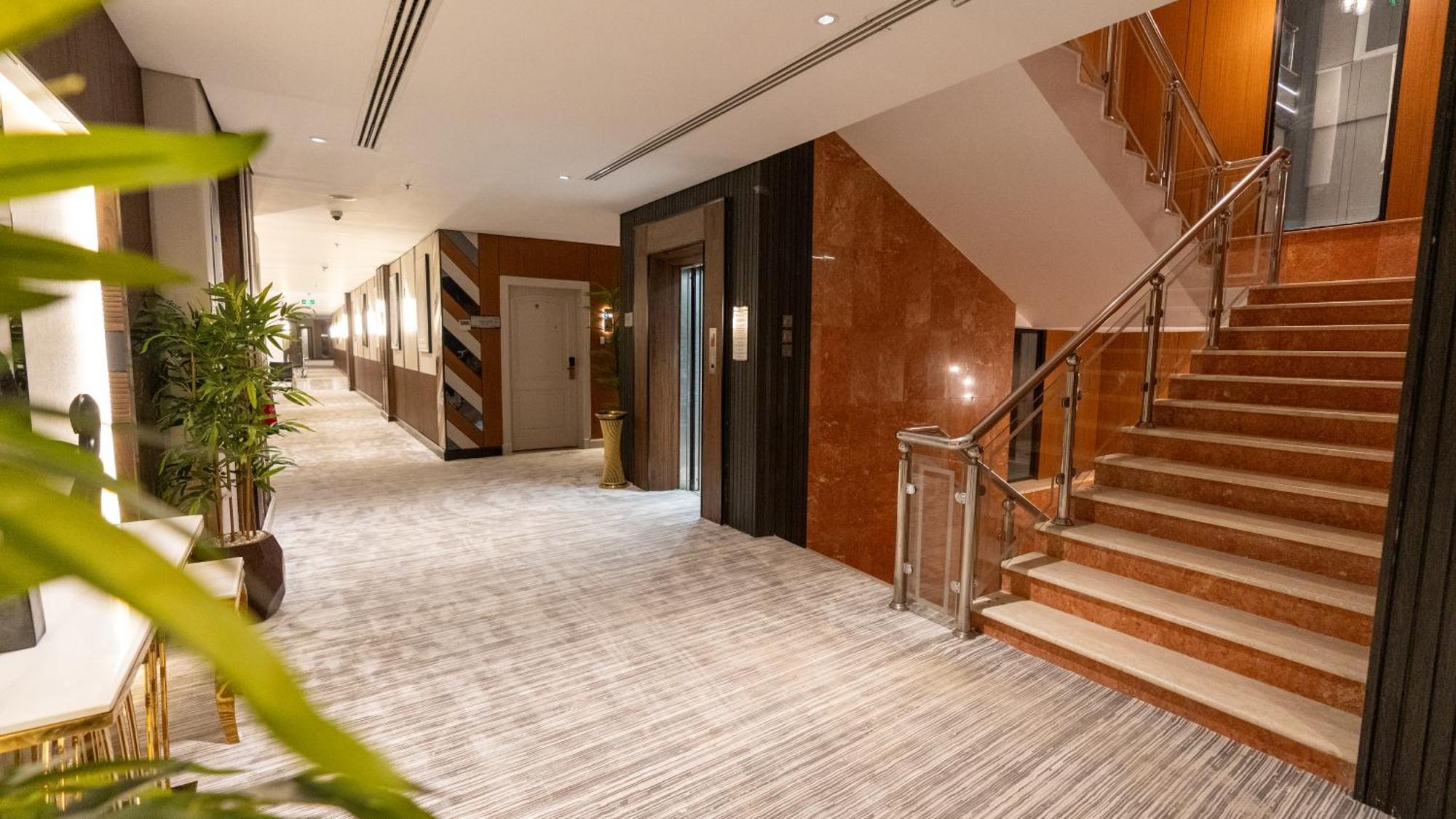 Brzeen Hotel Riyadh Exterior photo