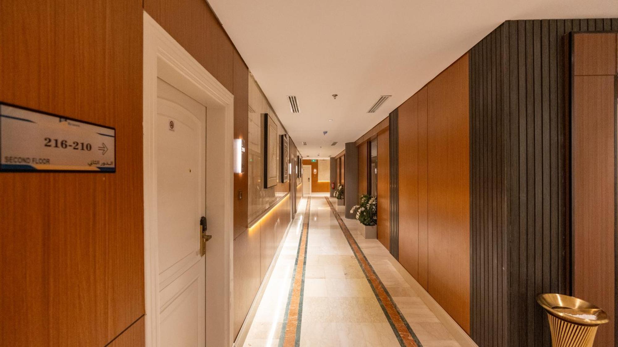 Brzeen Hotel Riyadh Exterior photo